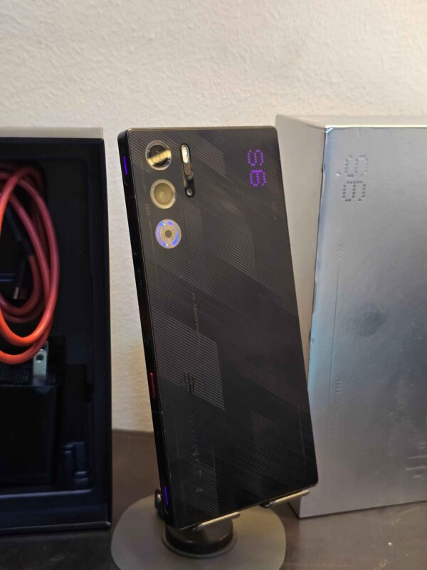 REDMAGIC 9SPRO (12/256)