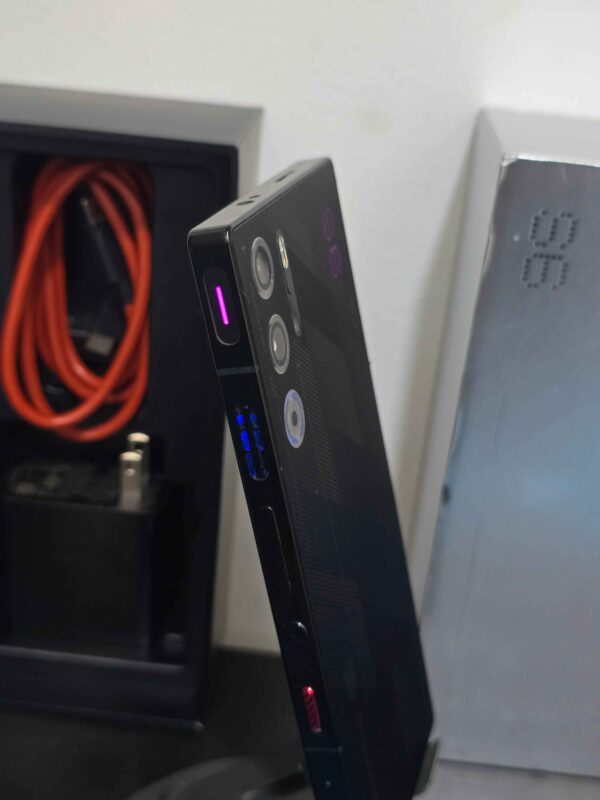 REDMAGIC 9SPRO (12/256)