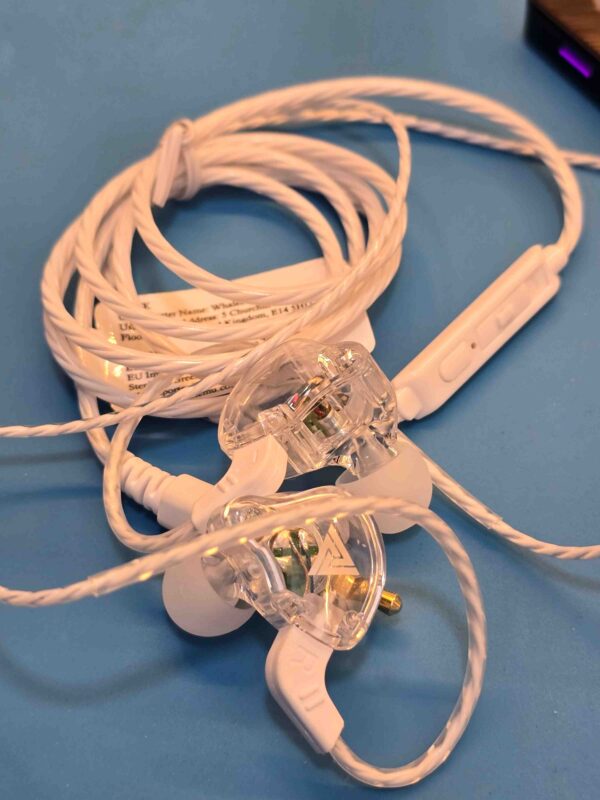 20260324_163527_11zon URIZONS X10 سماعة محيطية ديناميكية