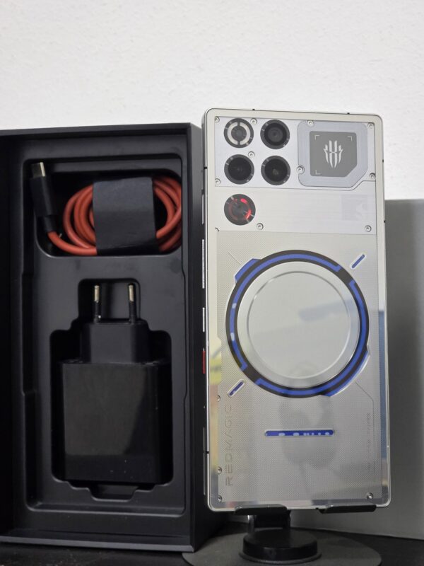 REDMAGIC 11PRO 512GB STORAGE